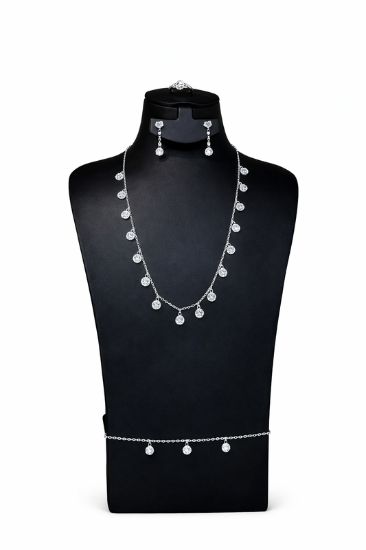 Classic Round Diamond Jewelry Set – Timeless Elegance